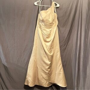 Wedding/ formal/ bridesmaid champagne gown